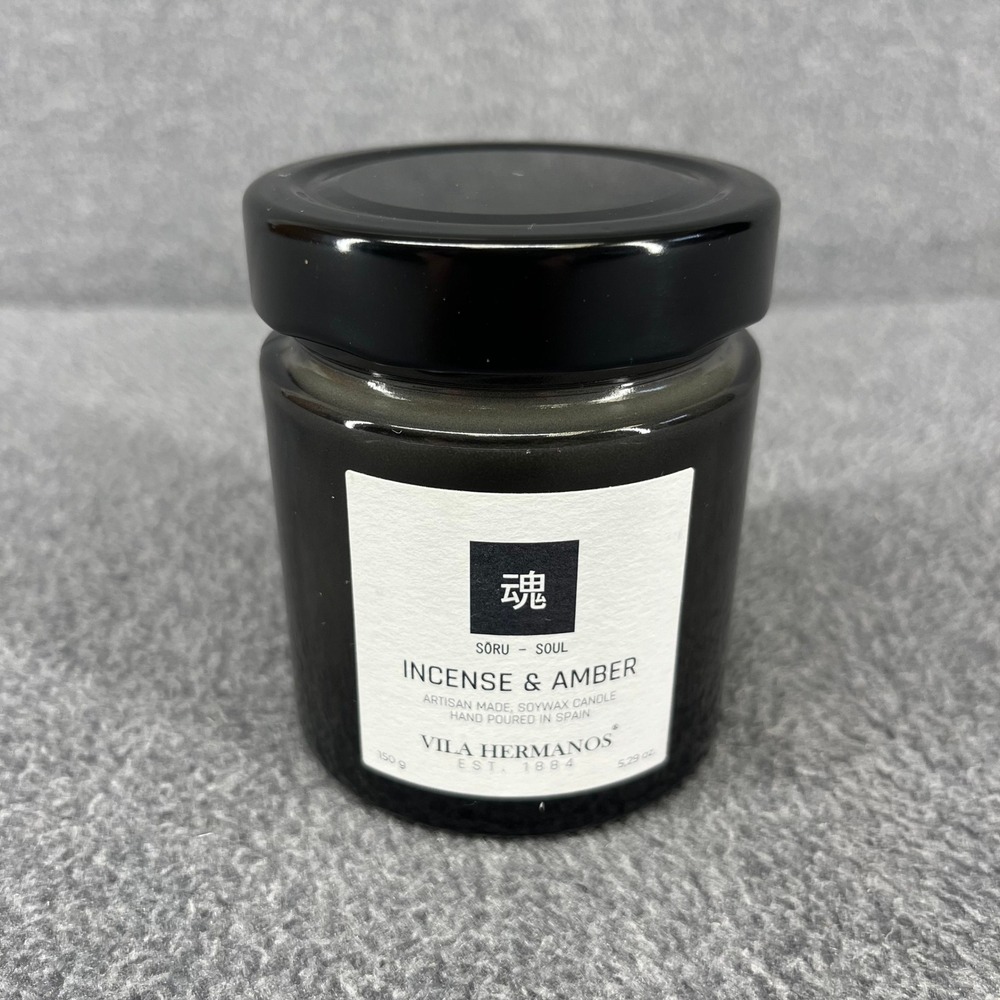 Vila Hermanos Incense & Amber Soru Soul Candle 150g Black Soy Wax Hand Poured
